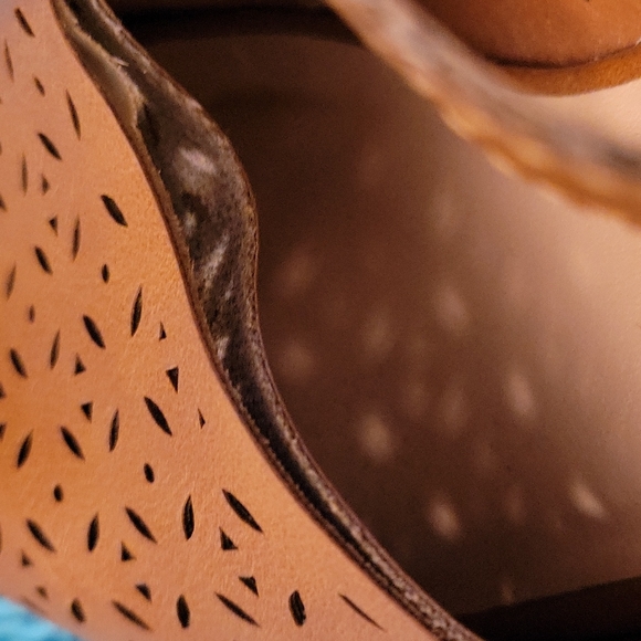 Black Rivet wedges - Picture 6 of 9